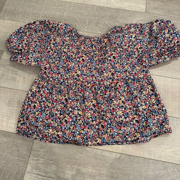 OLD NAVY FLORAL PUFF SLEEVE CROPPED BLOUSE SIZE SMALL - Picture 7 of 7